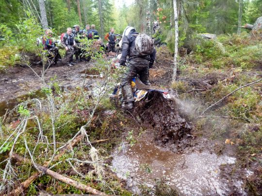 Han hade visst en bit kvar, och ingen ville hjälpa till längre
